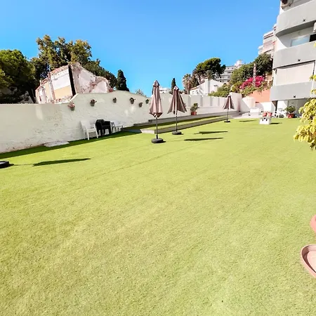 Cozy Designer With Pool Appartement *