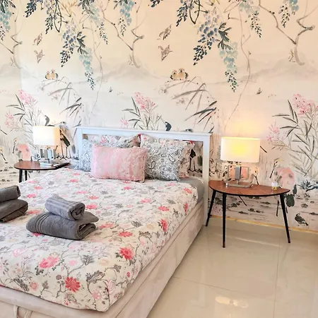 Cozy Designer With Pool Appartement Torremolinos